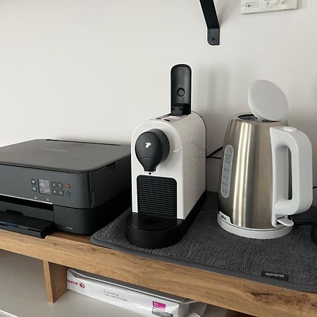 Skau Piano Family & Business Apartment Free Parking Bratislava Eksteriør bilde