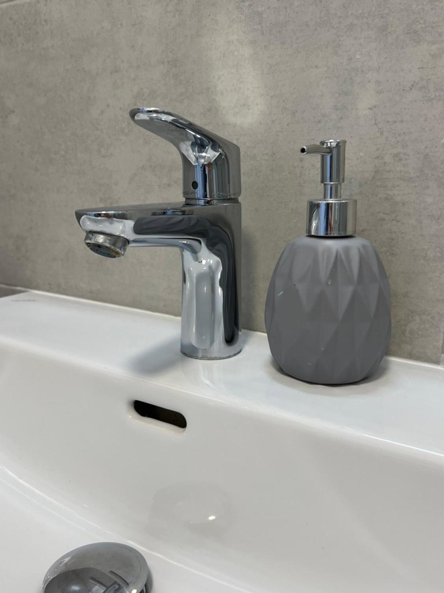Skau Piano Family & Business Apartment Free Parking Bratislava Eksteriør bilde